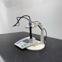 Metler Toledo SevenMulti Ph Meter image 1
